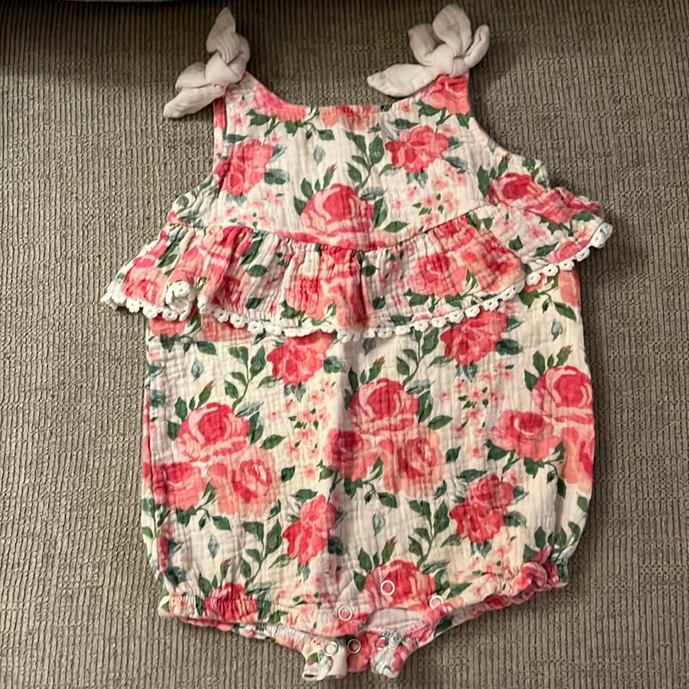 Mudpie 9-12 month Girl’s Bubble